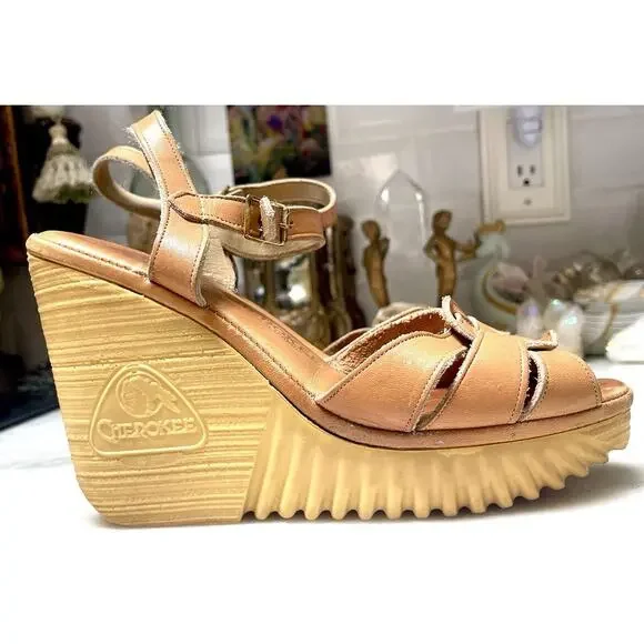 Vintage Cherokee Sandals Rubber Wedge Heel 1960-1970 Tan Orange Leather Size 7 - Picture 5 of 11